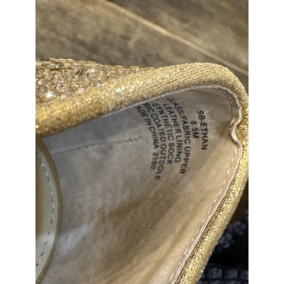 Betsey Johnson Chic Gold Floral Women's Pump Size 8.5 - Picture 10 of 12